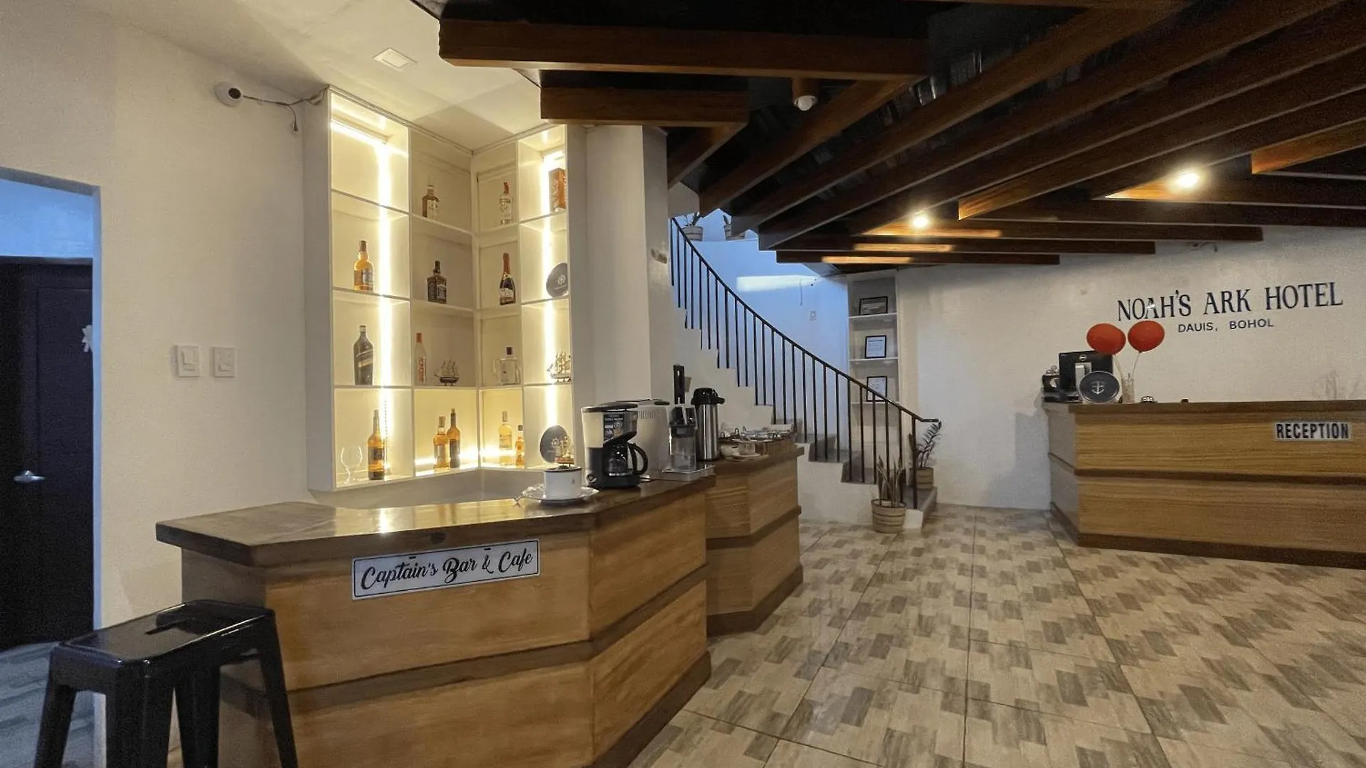 Noah'S Ark Hotel Powered By Cocotel Dauis