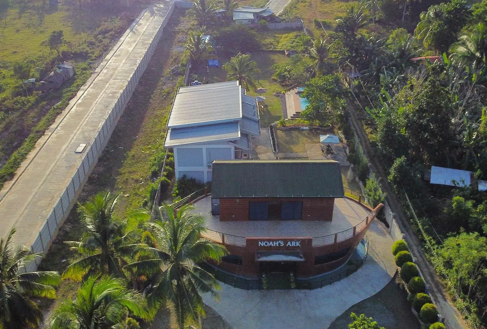 ***  Noah'S Ark Hotel Powered By Cocotel Dauis フィリピン
