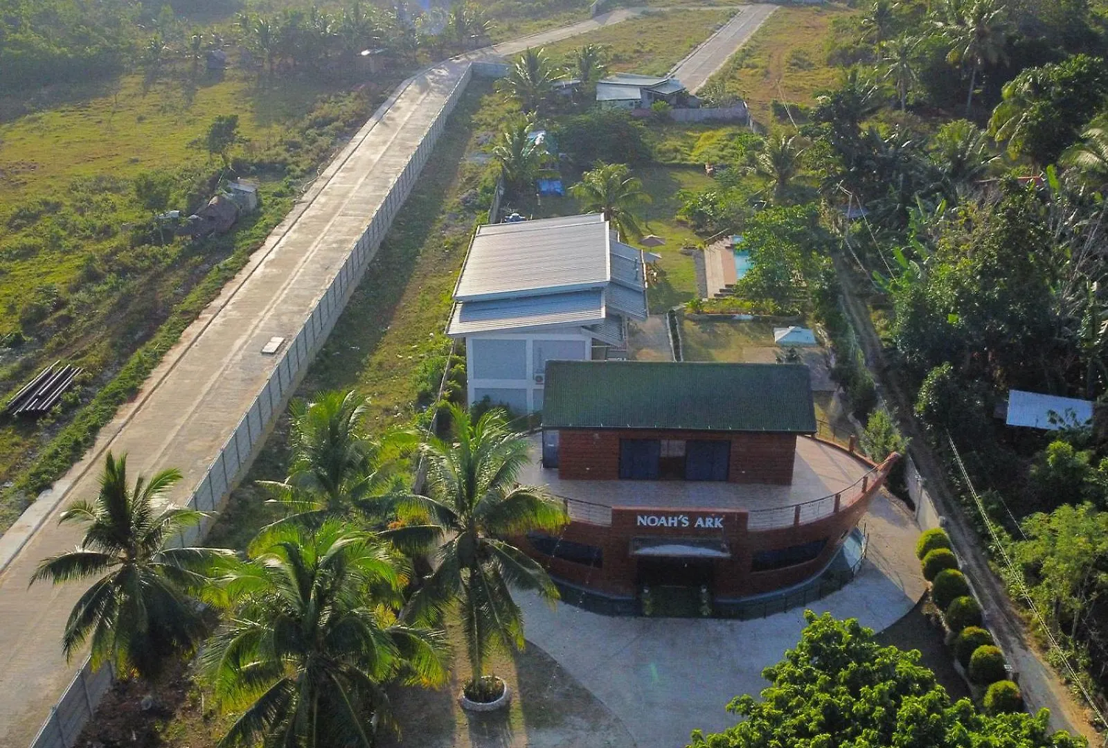 Noah'S Ark Hotel Powered By Cocotel Dauis