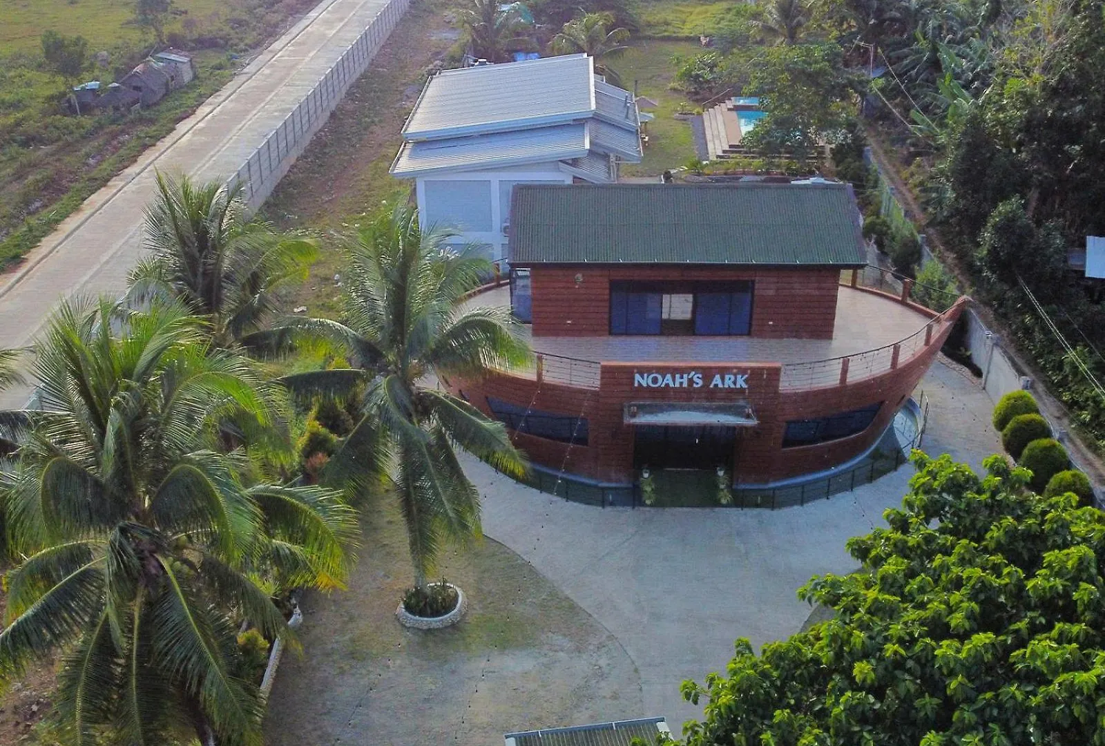 Noah'S Ark Hotel Powered By Cocotel Dauis