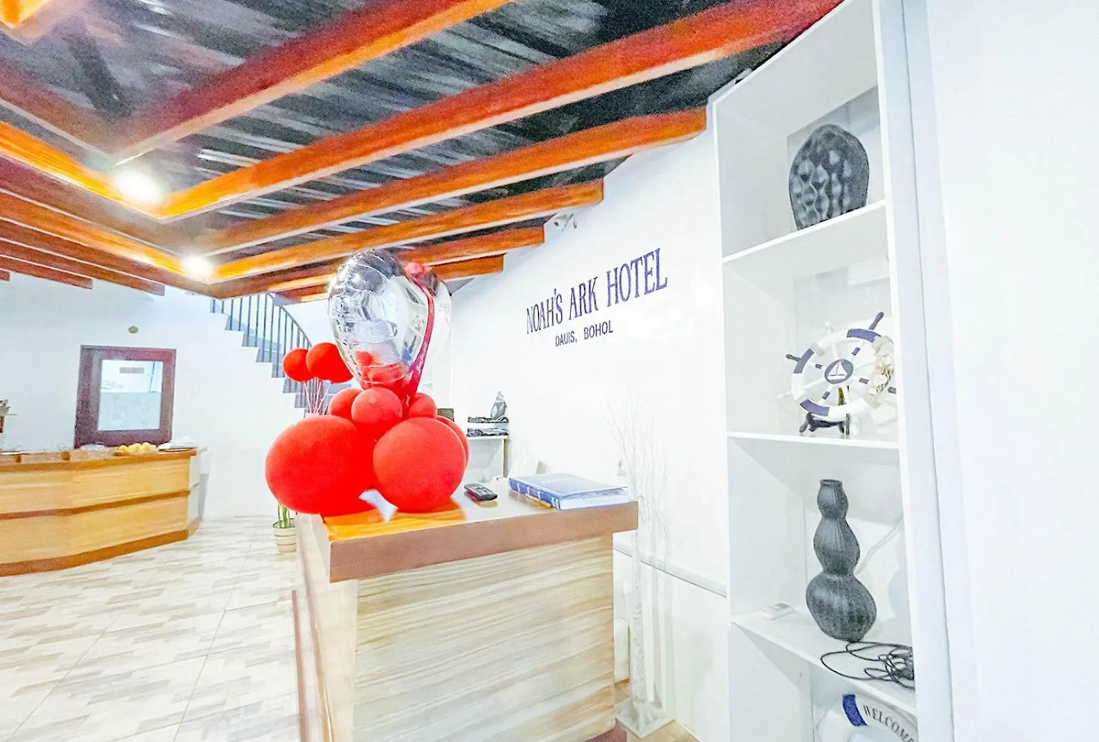 Noah'S Ark Hotel Powered By Cocotel Dauis